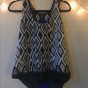 Flowy tank top with black and white design