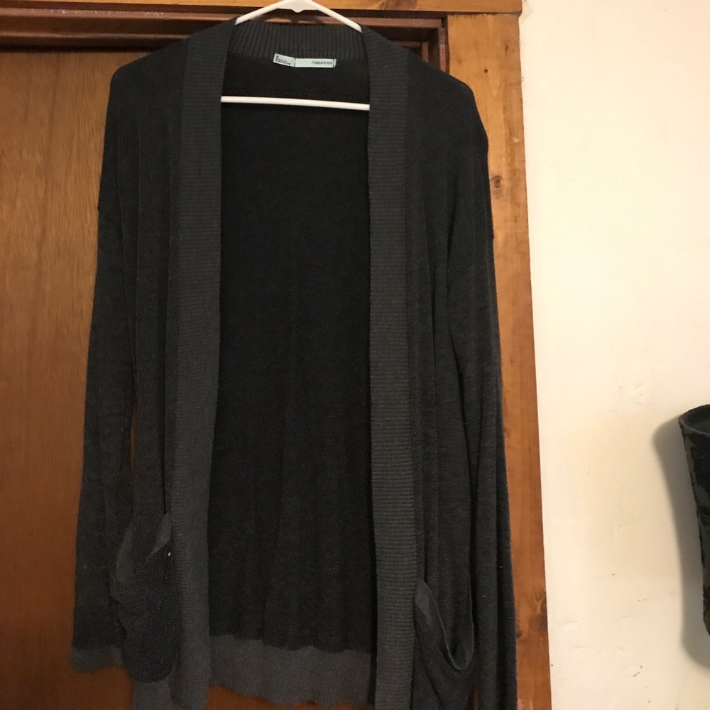 Cardigan sweater