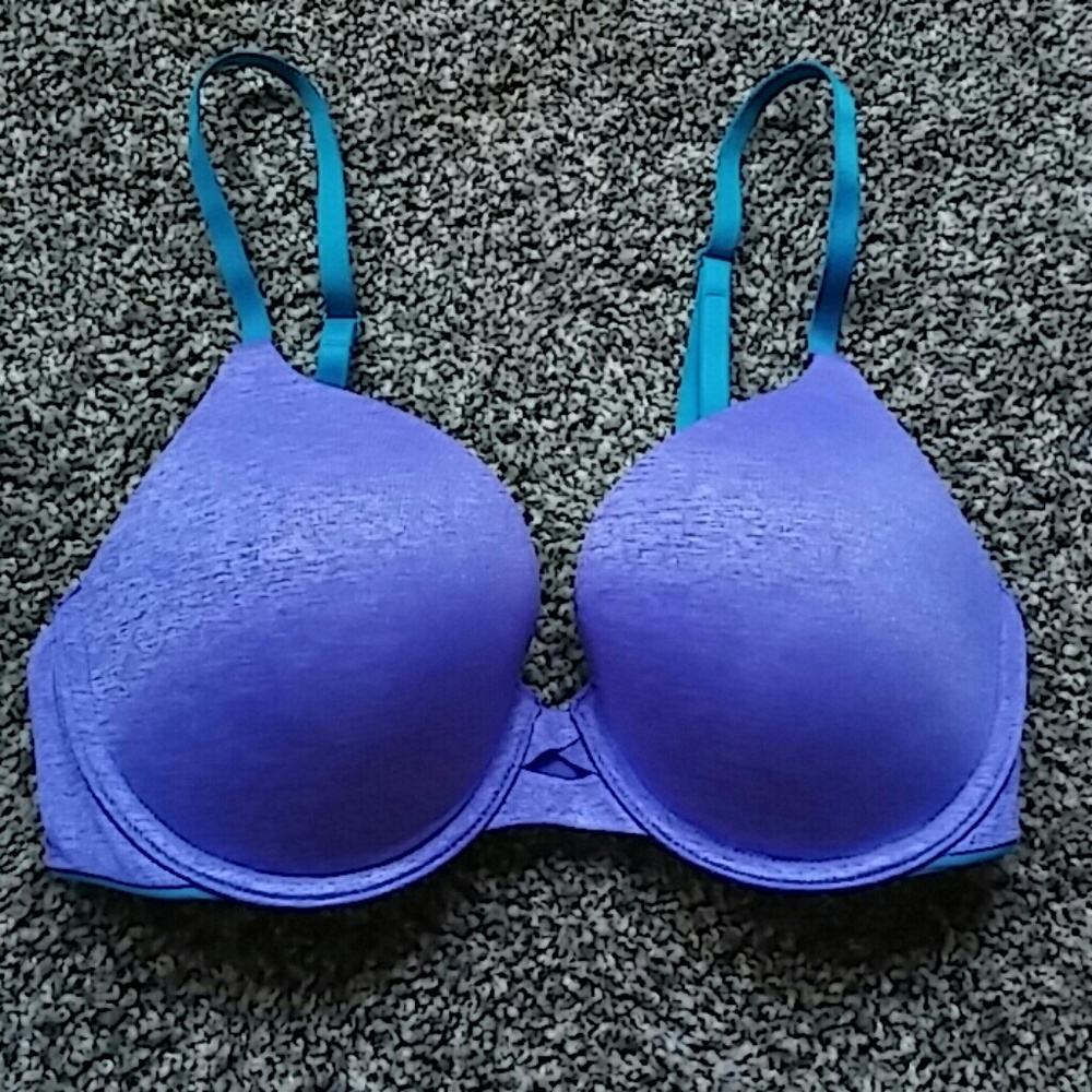 NWOT Victoria's Secret T-Shirt Bra Discontinued