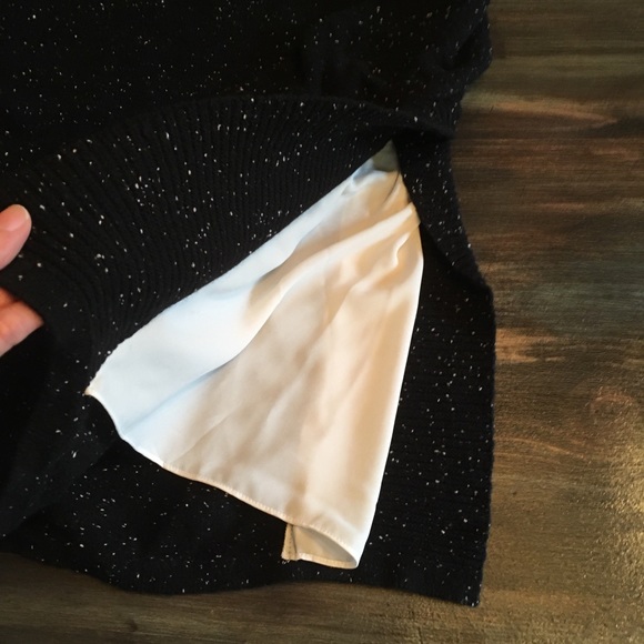 Ann Taylor LOFT Sweater Size Medium. - Picture 4 of 6