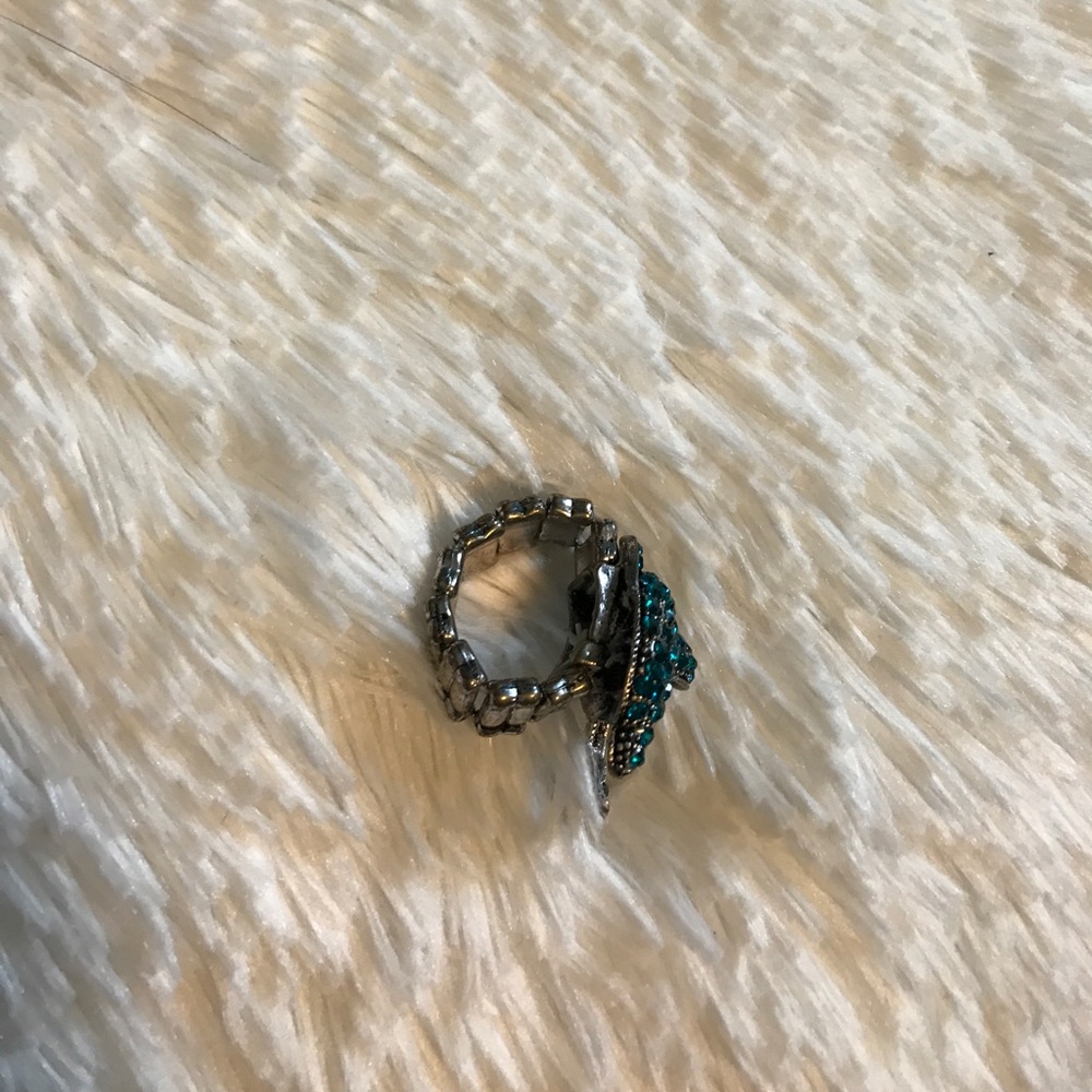 Ring - Picture 2 of 3