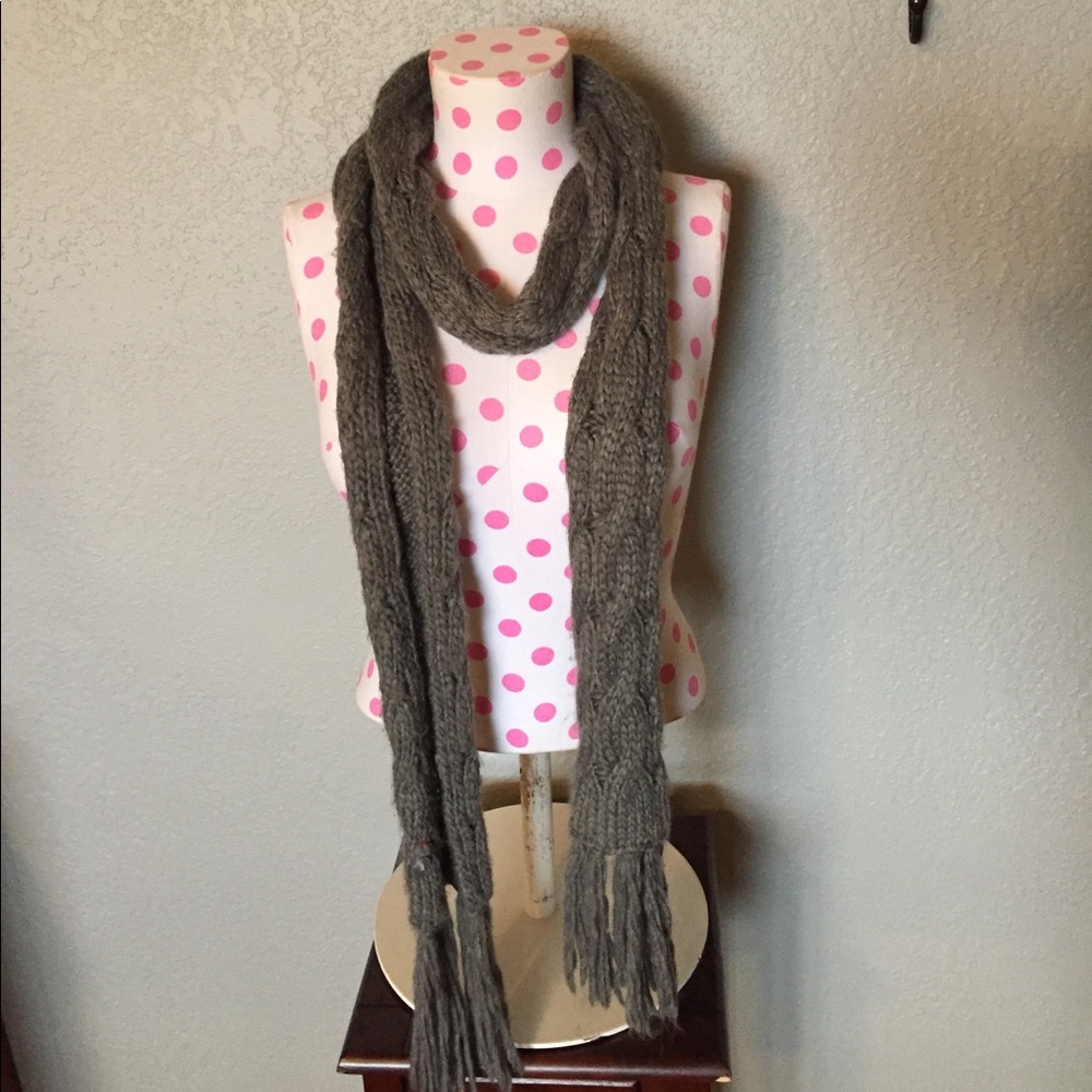 Knitted Scarf