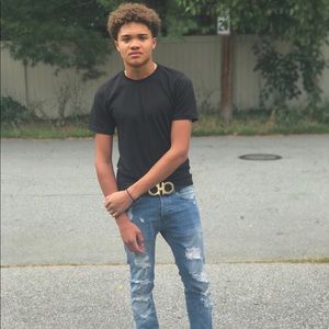 Meet your Posher, Alex