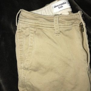 Abercrombie Kids Kahkis