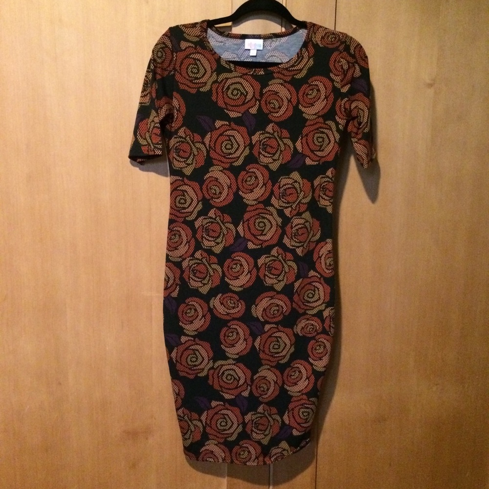 LuLaRoe Julia - XS