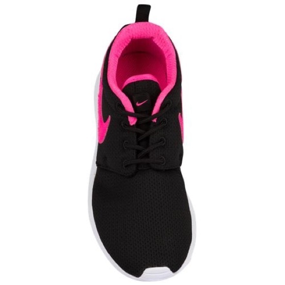 Women's Nike Roshes - Picture 3 of 8