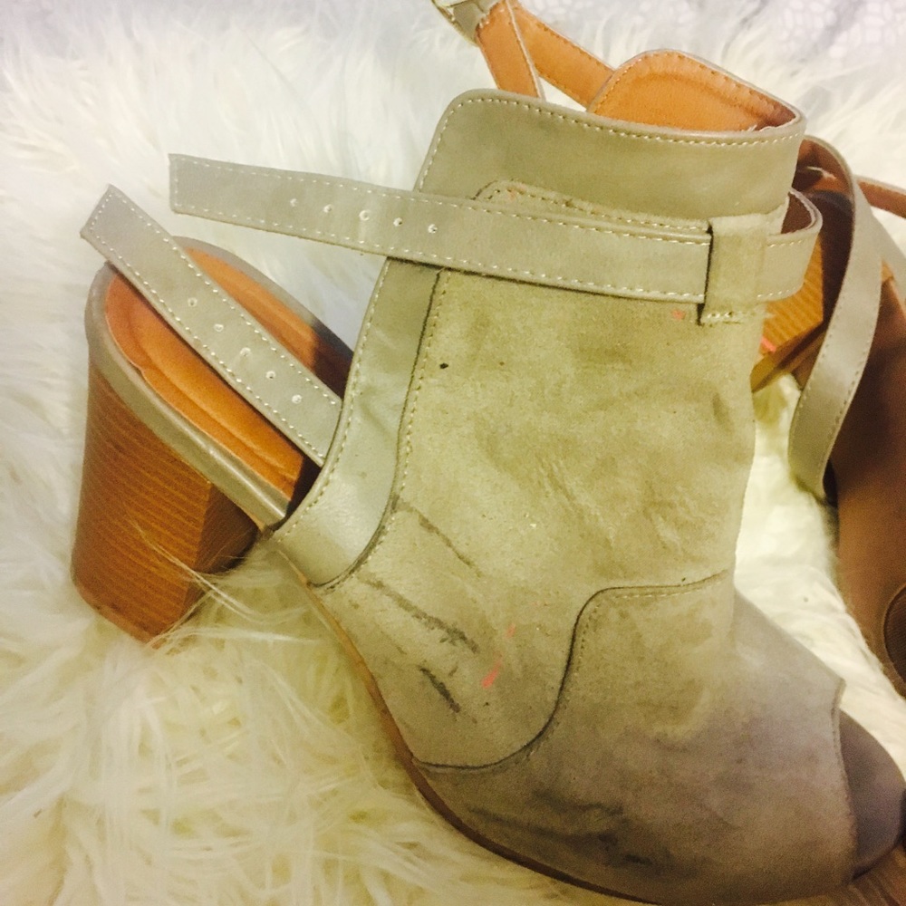 Block heels - Picture 2 of 3