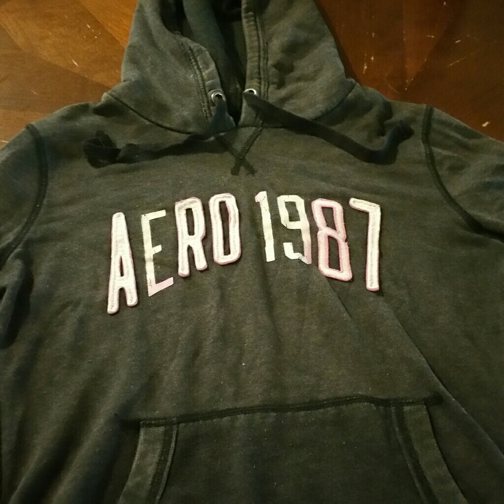 Aero hoodie dark grey size large!
