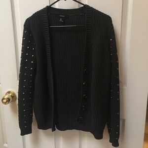CHARCOAL GRAY STUDDED CARDIGAN