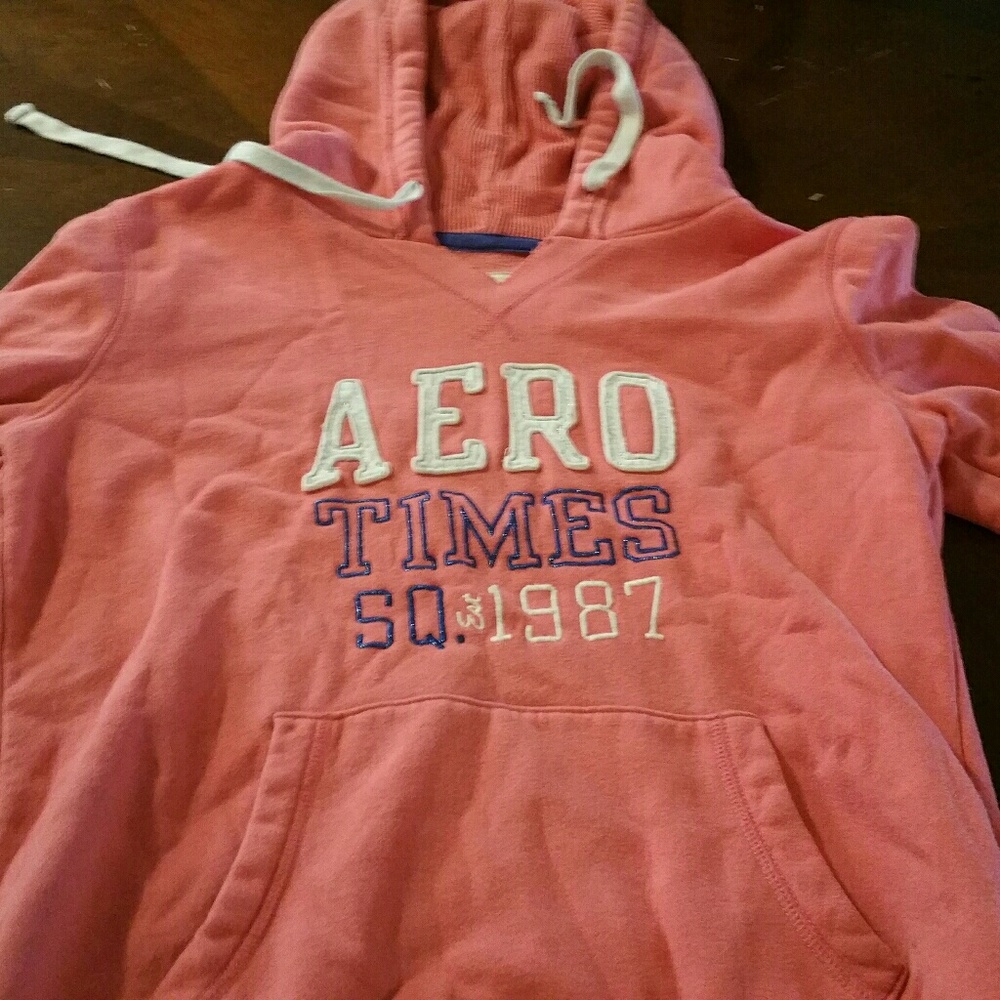 Aero coral hoodie size large!