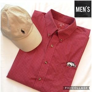 ⭐️MOVING SALE⭐️ RAZORBACK Arkansas button down M