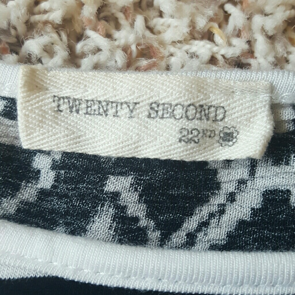Stripped tee - Picture 7 of 7