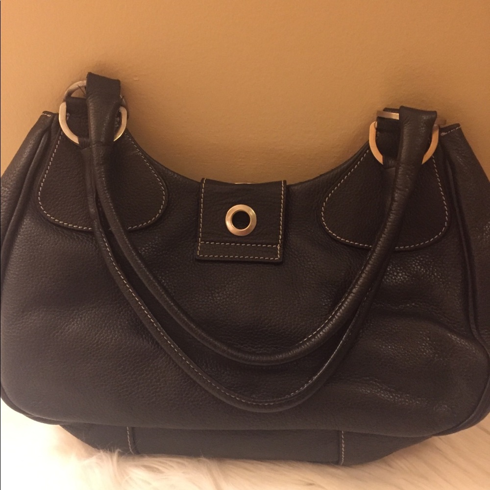 Authentic PRADA Tessuto Black Leather Handbag - Picture 3 of 7