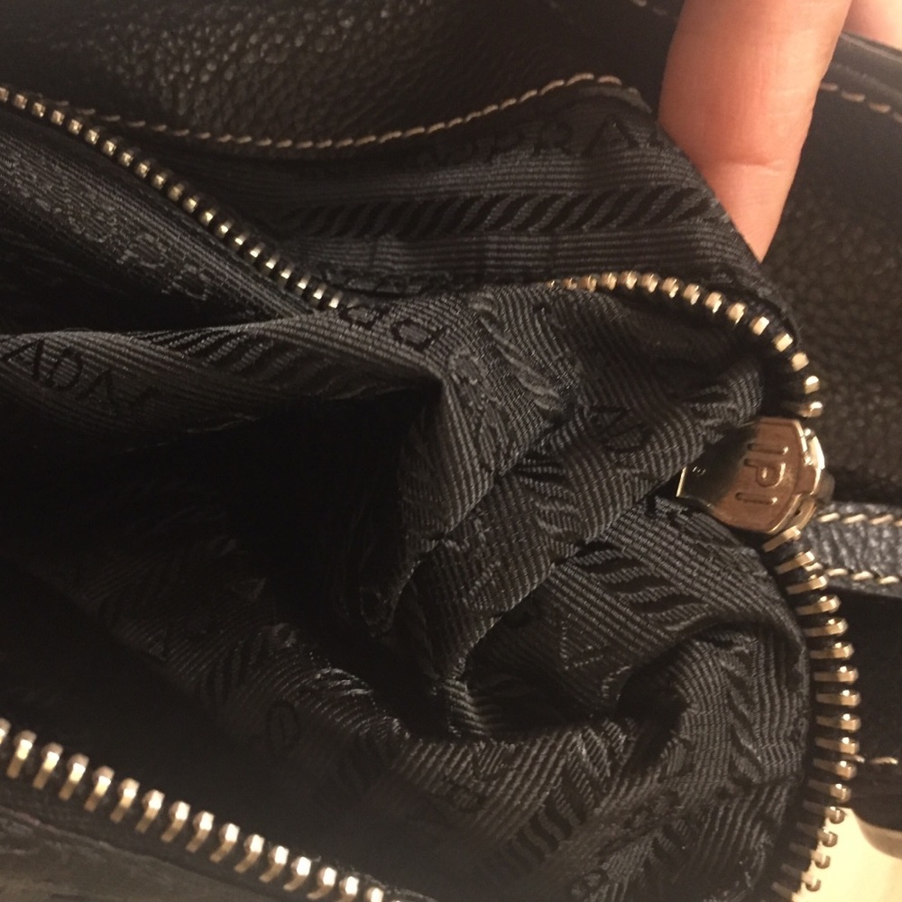 Authentic PRADA Tessuto Black Leather Handbag - Picture 5 of 7
