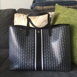 Tory Burch Gemini Link Tote Black/Gold