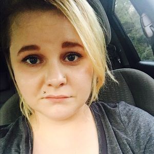 Meet your Posher, Whitley