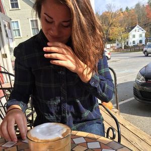 Meet your Posher, Julia