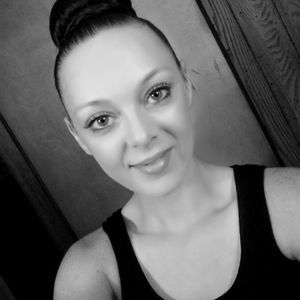 Meet your Posher, Christosha