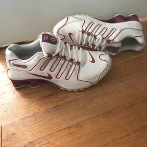White/Magenta Nike Shox. Women’s size 8