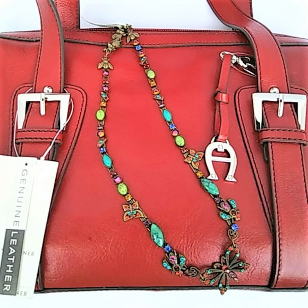 NWT Birch HIll Multi-Element Butterly necklace