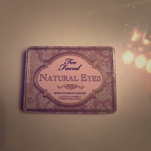 Too faced eyeshadow pallet