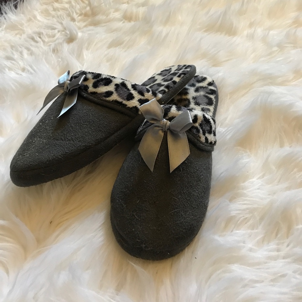 Slippers