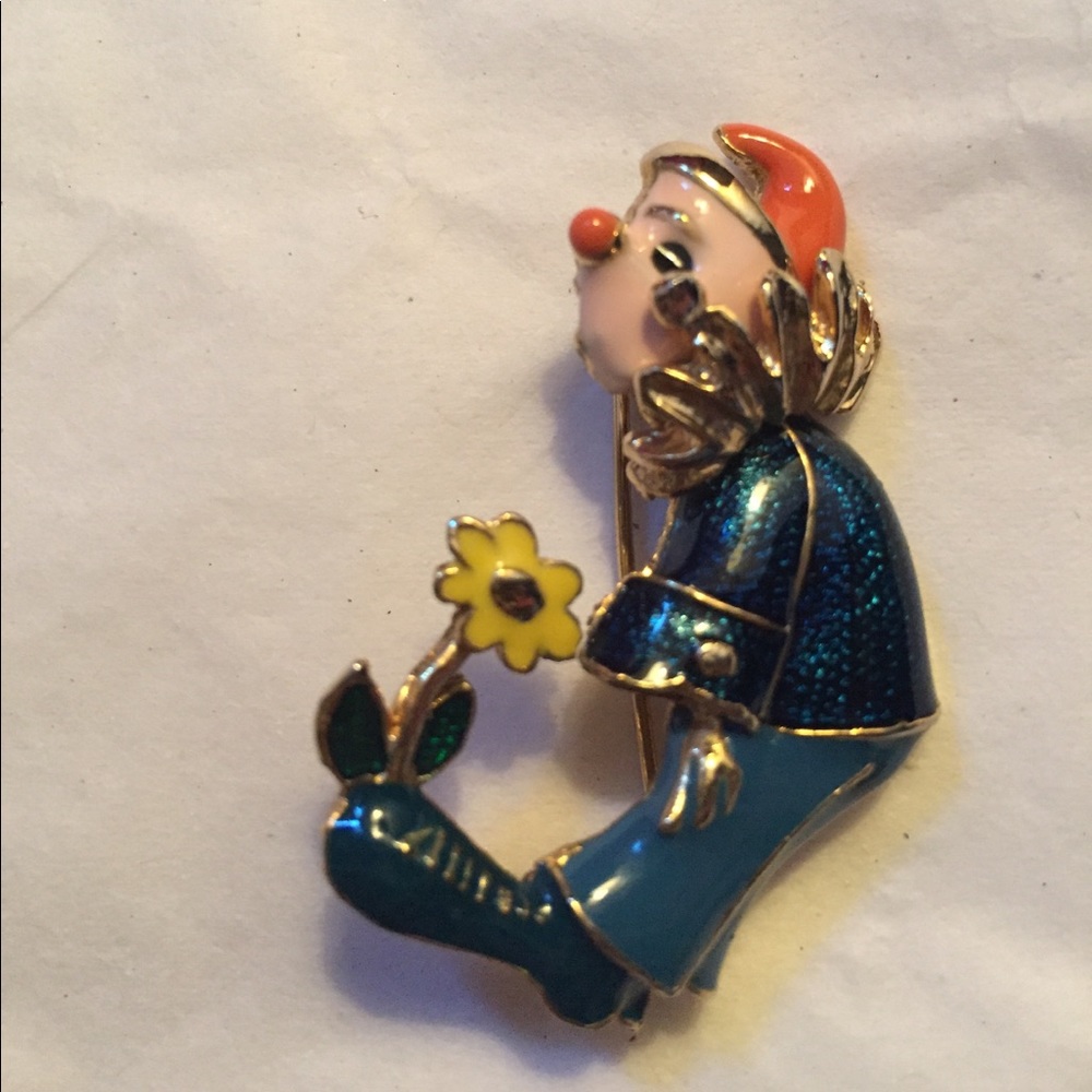 🤡 Clown Pin 🤡 - Picture 2 of 3