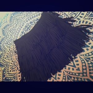 H&M FRINGE BLACK SKIRT SIZE 4 (NEW WITH TAGS)