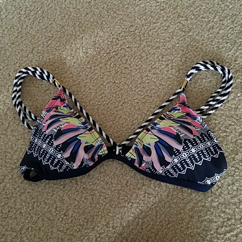 2 piece bathing suit
