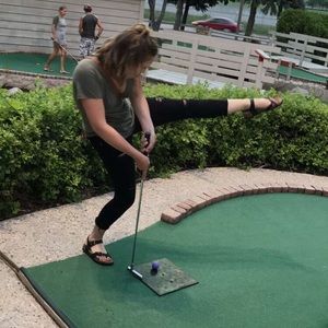 Meet your Posher, Michaela