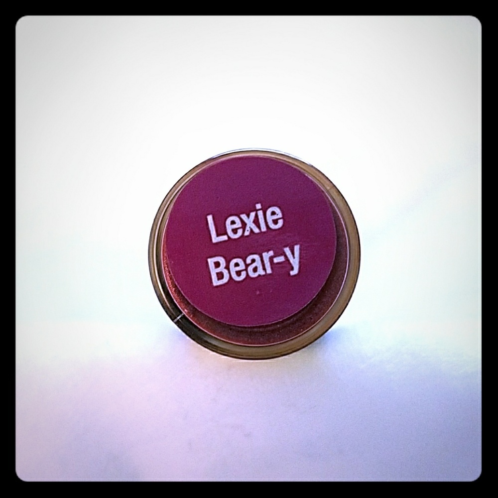 LipSense Lip Color - Lexie Bear-y - New & Sealed