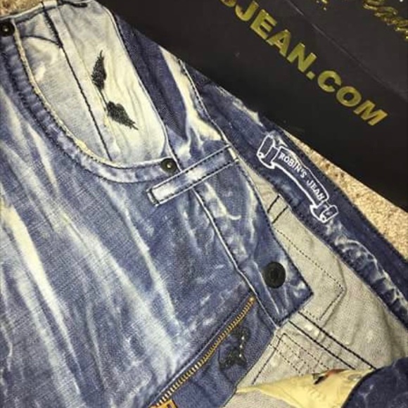 Robins Jeans - Picture 4 of 5