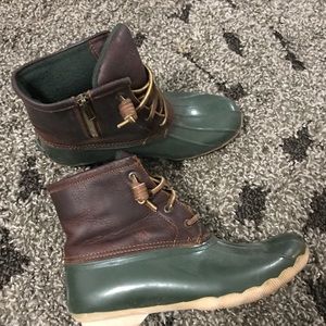 SPERRY LEATHER DUCK BOOTS! SPERRY LEATHER DUCK BOOTS!