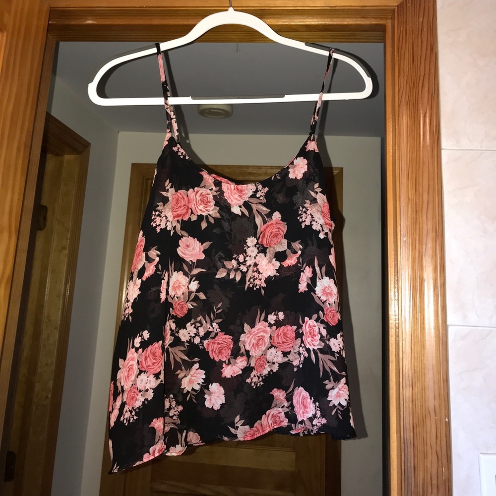 Floral Sleeveless Top ‼️‼️