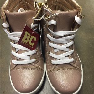 Girls size 13 mid top athletic