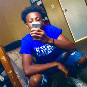 Meet your Posher, Ashton