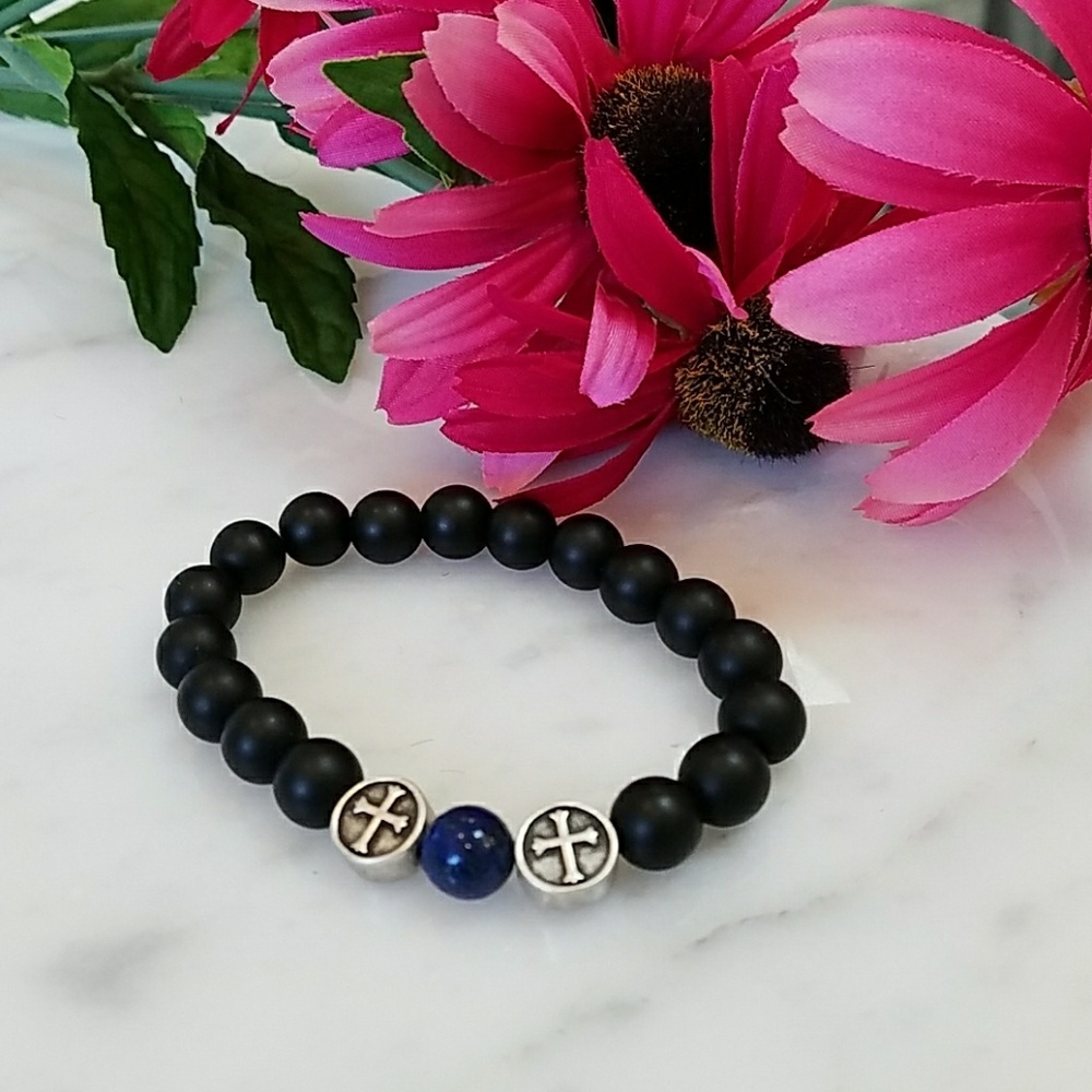 Black bead bracelet w/ blue and silver beads