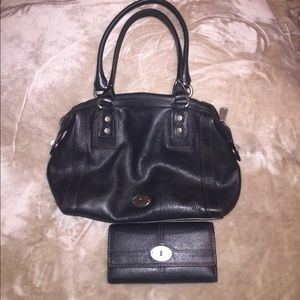 Black fossil shoulder bag and wallet