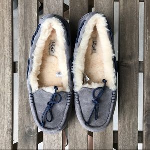 UGG Tate Slippers Mocassins Size 8 NWT