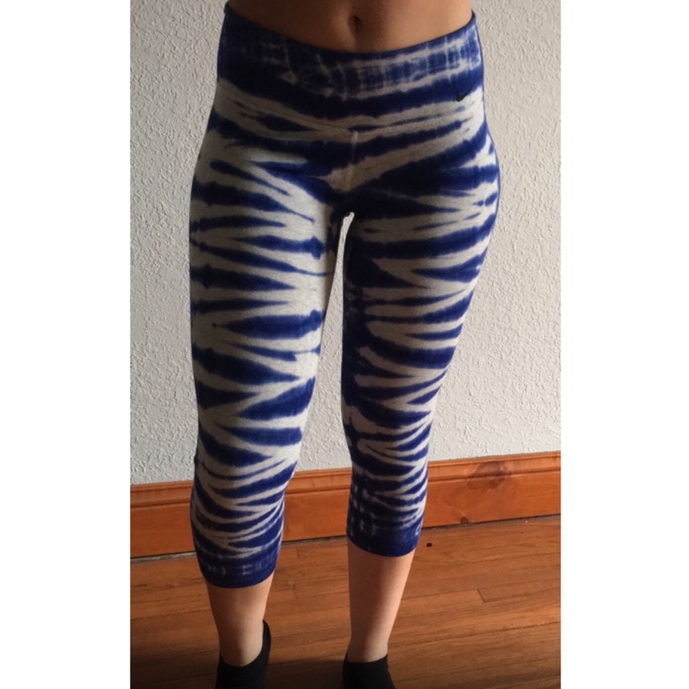 Nike workout leggings