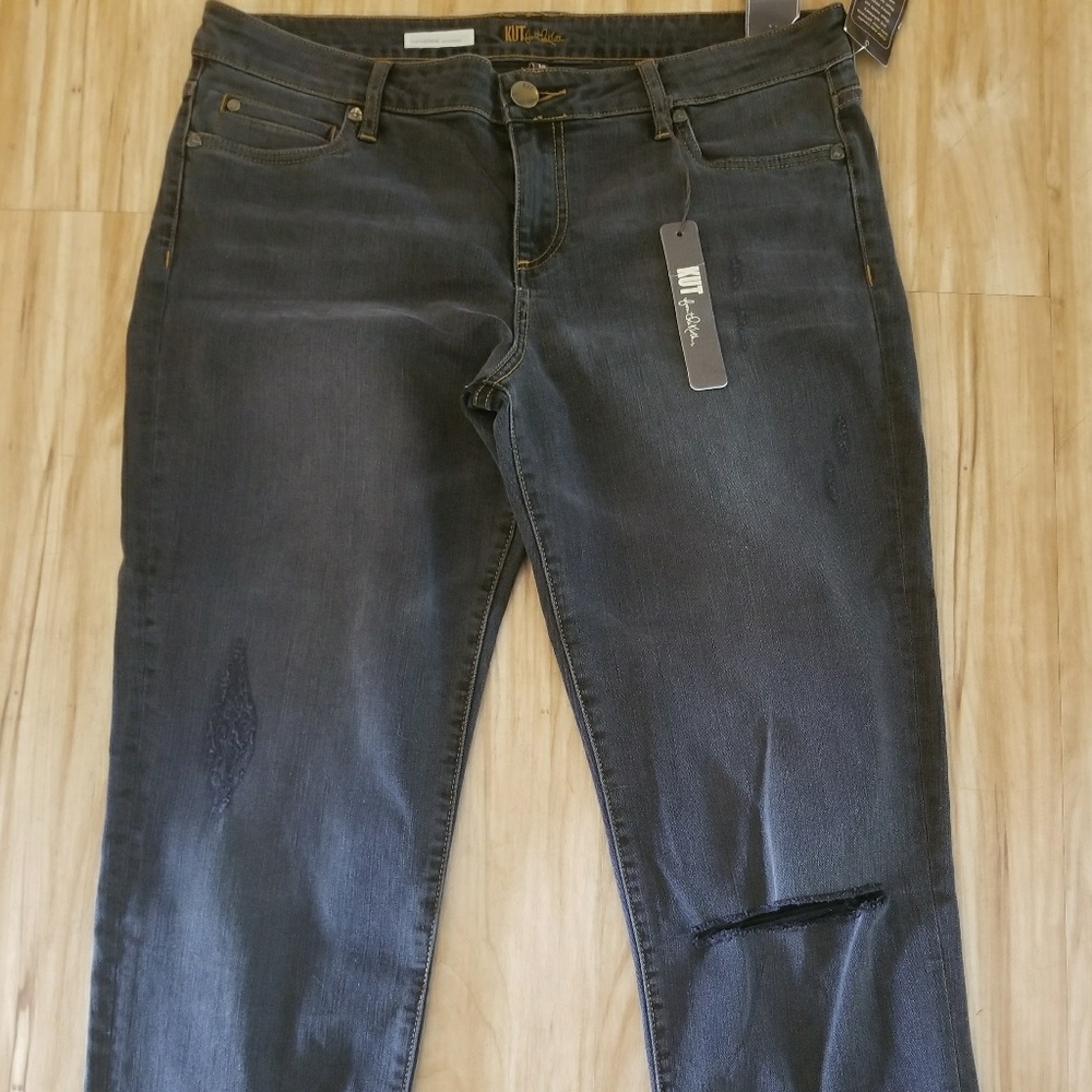 Kut from the Kloth Catherine distressed jeans NWT