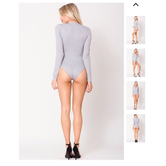 Last 1️⃣ Deep V Ribbed Bodysuit - Picture 5 of 6
