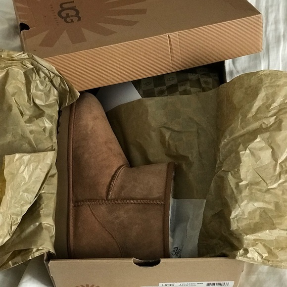 UGG Mini$SOLD$ - Picture 2 of 4