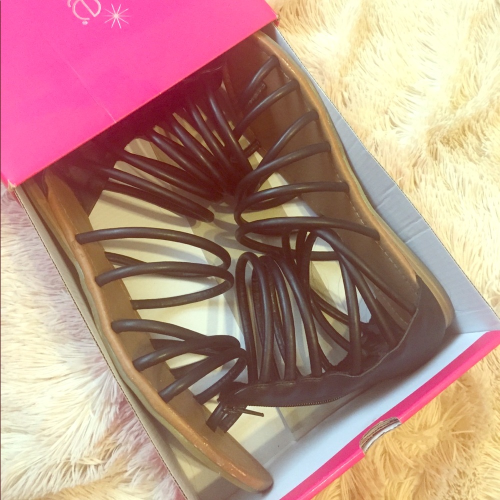 Black sandals