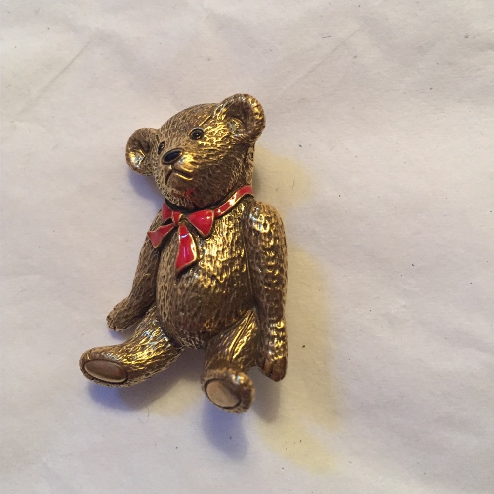 🐻 Teddy Bear Pin 🐻 - Picture 2 of 3