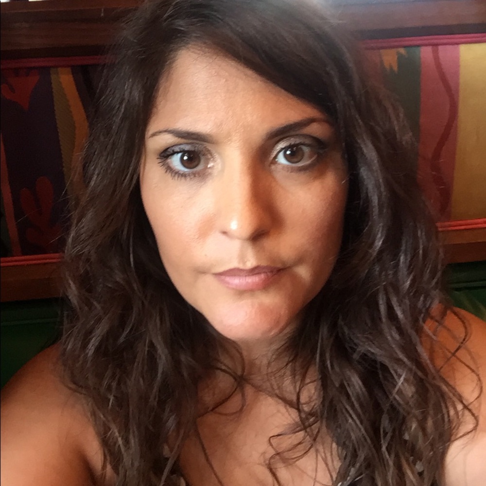 Meet your Posher, Natalie