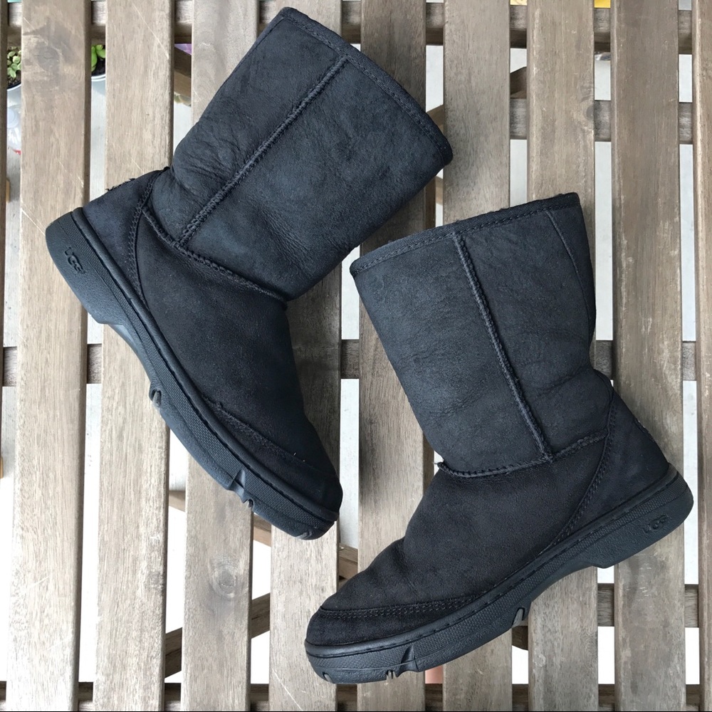 UGG Ultimate Boots Size 8