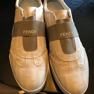 Authentic Fendi Authentic Fendi