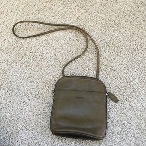 Fossil cross body purse. Used once
