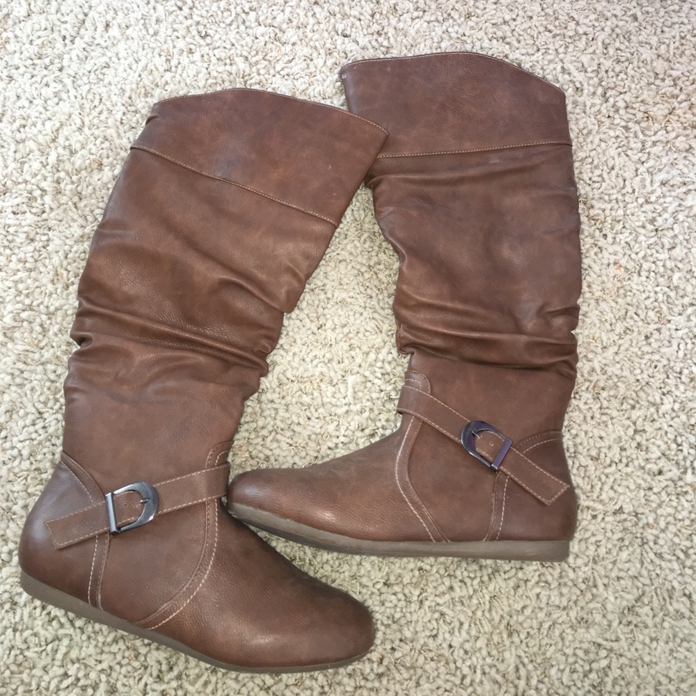 Brown boots